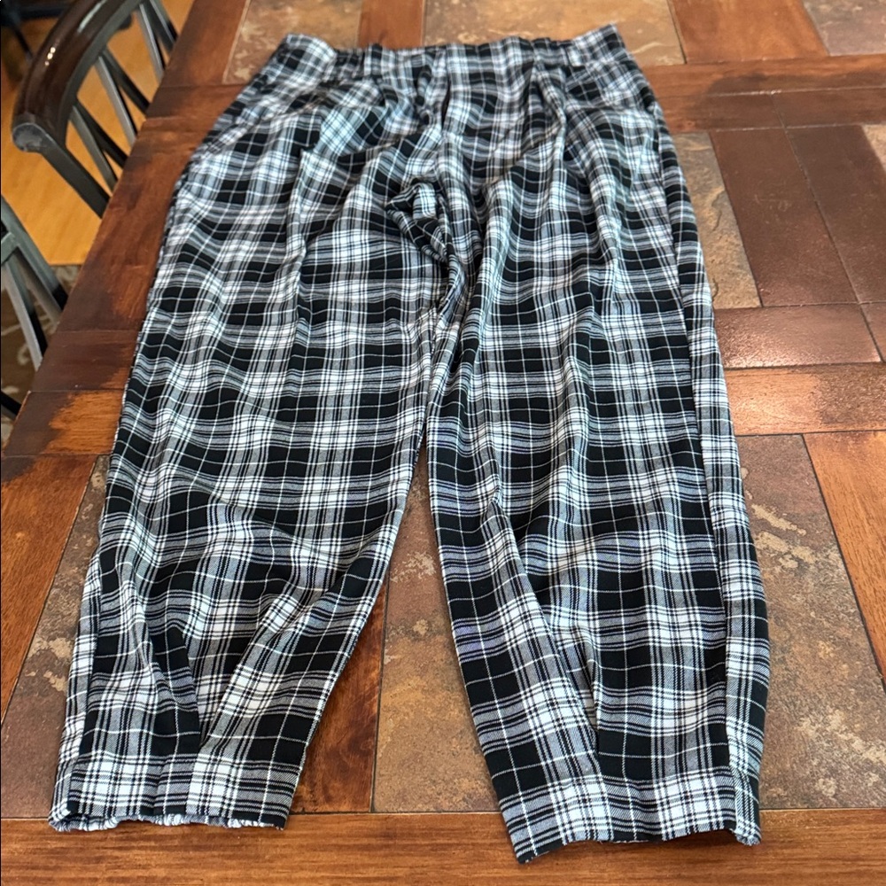 Garage Monochrome Plaid Trousers